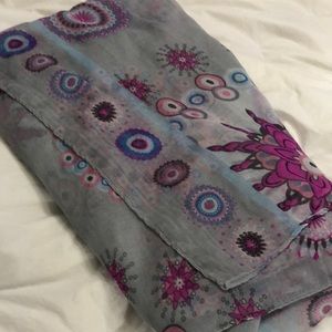 Scarf/wrap